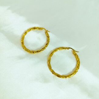 Boucles d'oreilles créoles dorées larges
